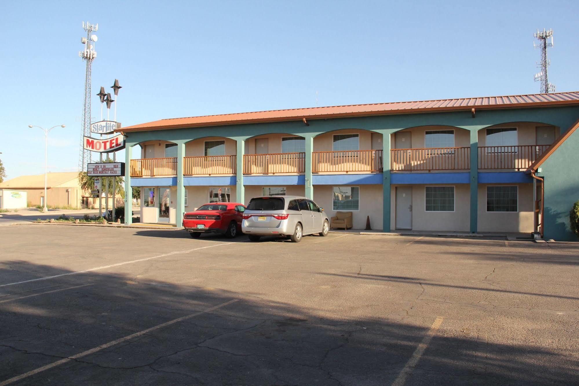 La Hacienda Inn Artesia Exterior photo