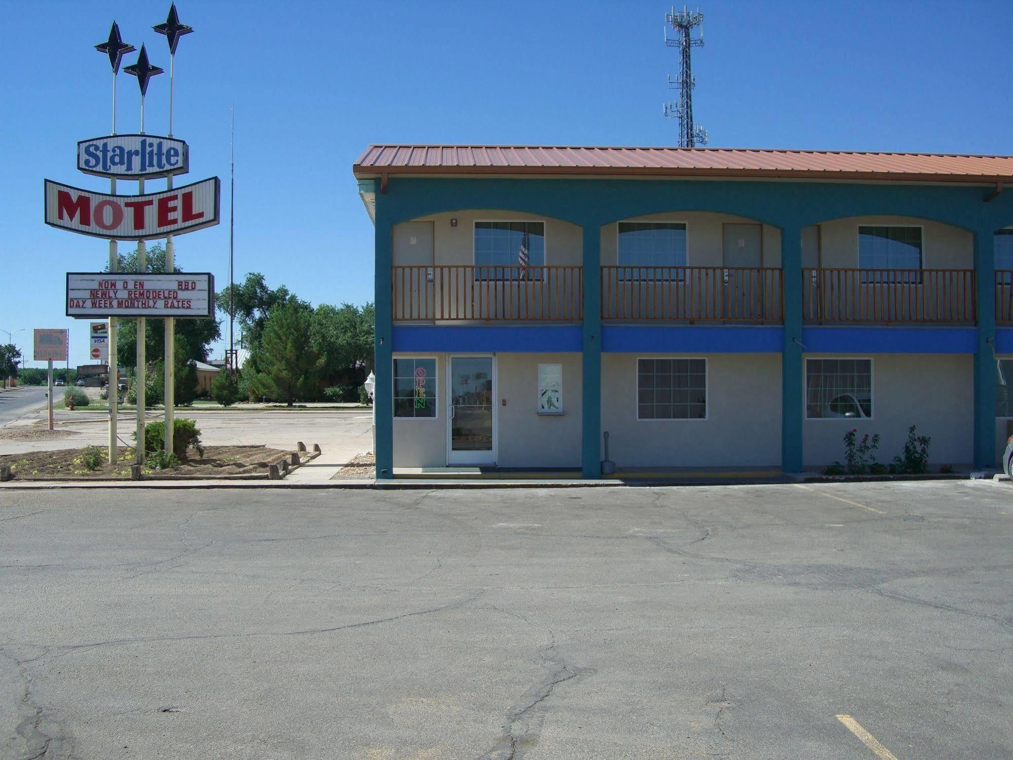 La Hacienda Inn Artesia Exterior photo